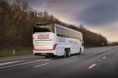 manchester to london gatwick coach.